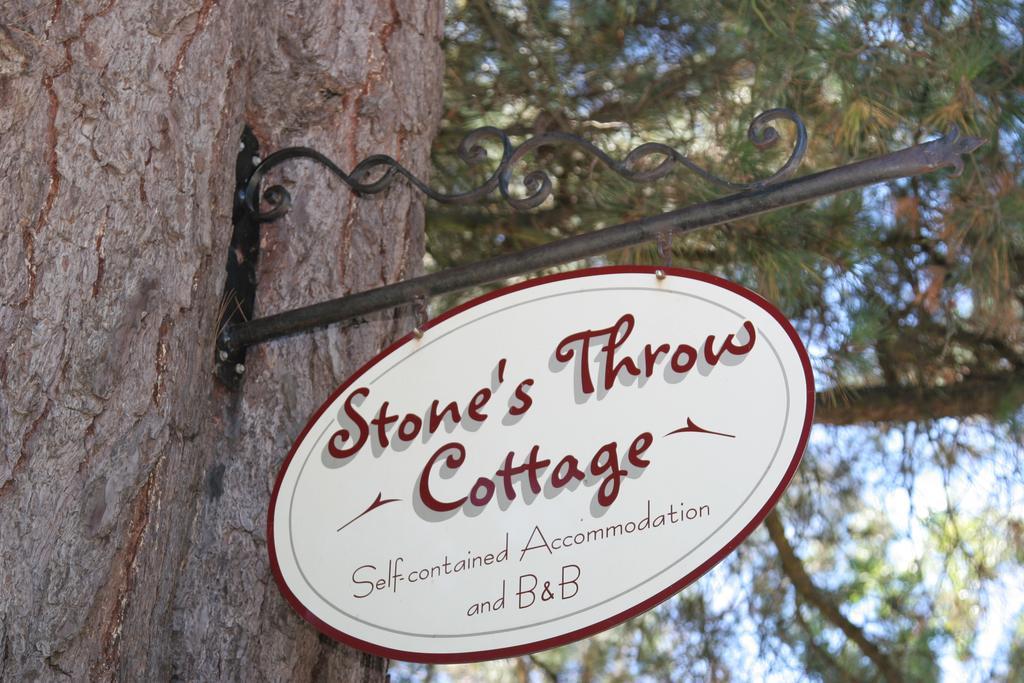 Stone'S Throw Cottage Bed And Breakfast Belgrave Værelse billede