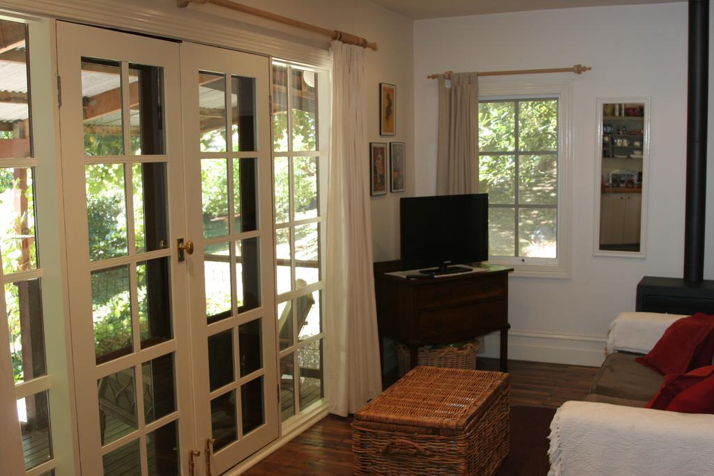 Stone'S Throw Cottage Bed And Breakfast Belgrave Værelse billede